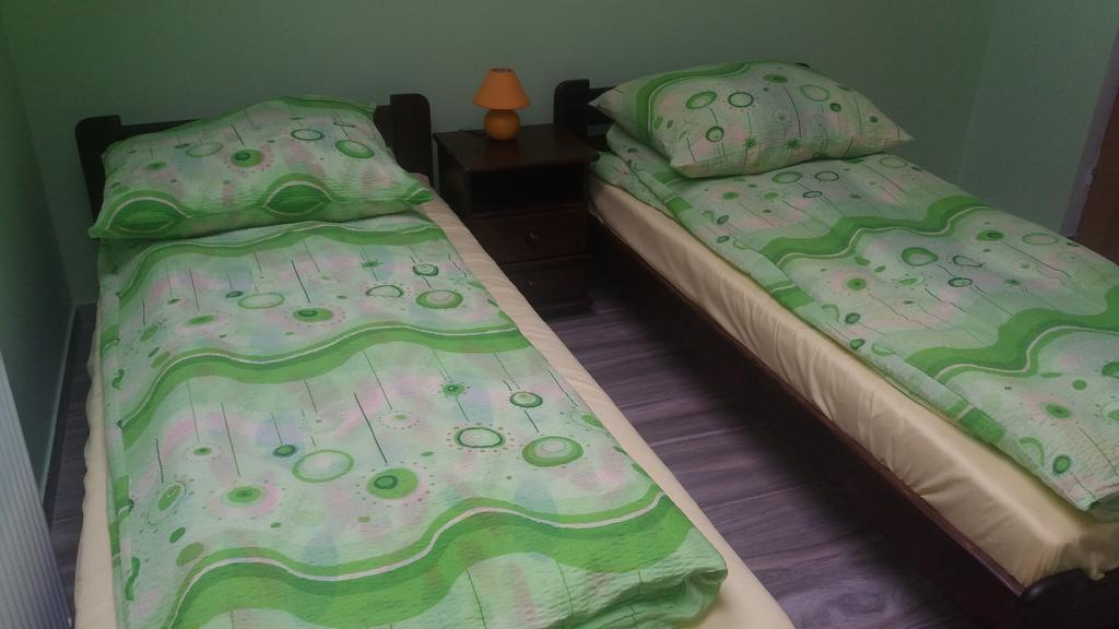 Noclegi Avoca Пижовице Екстериор снимка